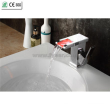 High Quality Single Handle LED Brass Waterfall Basin Faucet (QT14510F)